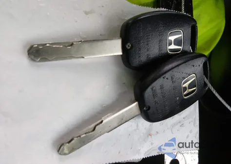 2012 Honda Fit Sport z USA, uszkodzony, nr VIN JHMGE8H51CS007710